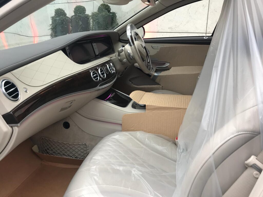 Mercedes MAYBACH S600 Bulletproof Glass New Model Armored Car Interior